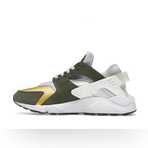 NIKE AIR HUARACHE STUSSY DARK OLIVE 2021 SIZE 10C NWOT - Picture 2 of 4